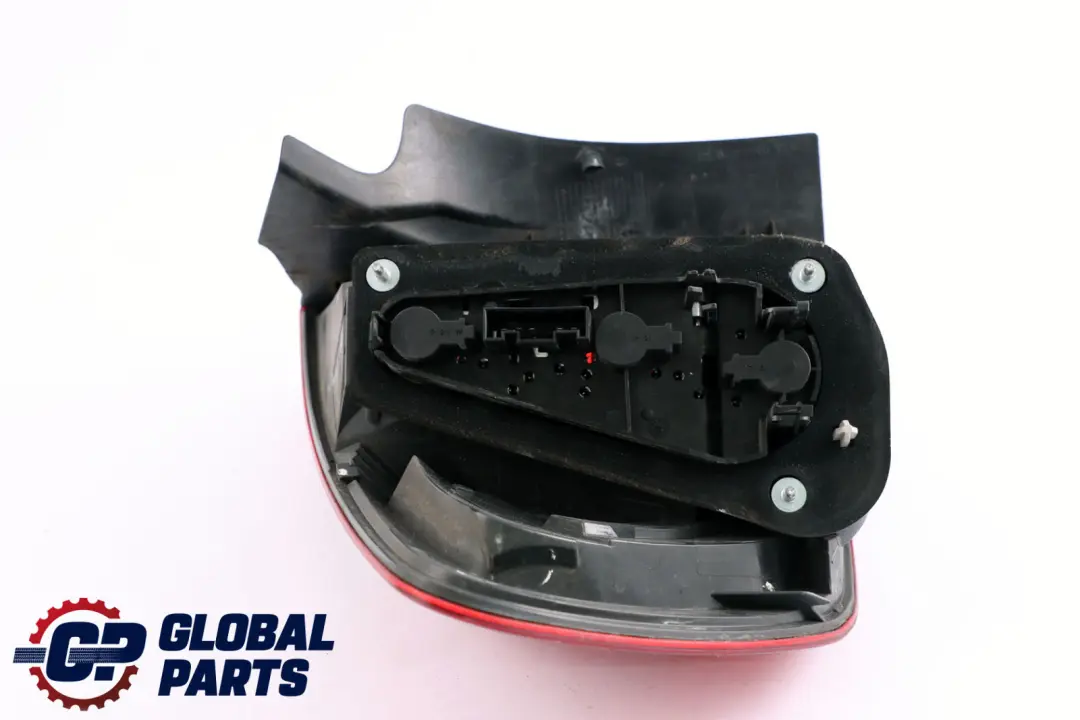 BMW X1 E84 Feu Arriere Panneau Laterale Droite - SKU 2992478 - Numéro de pièce 2992478
