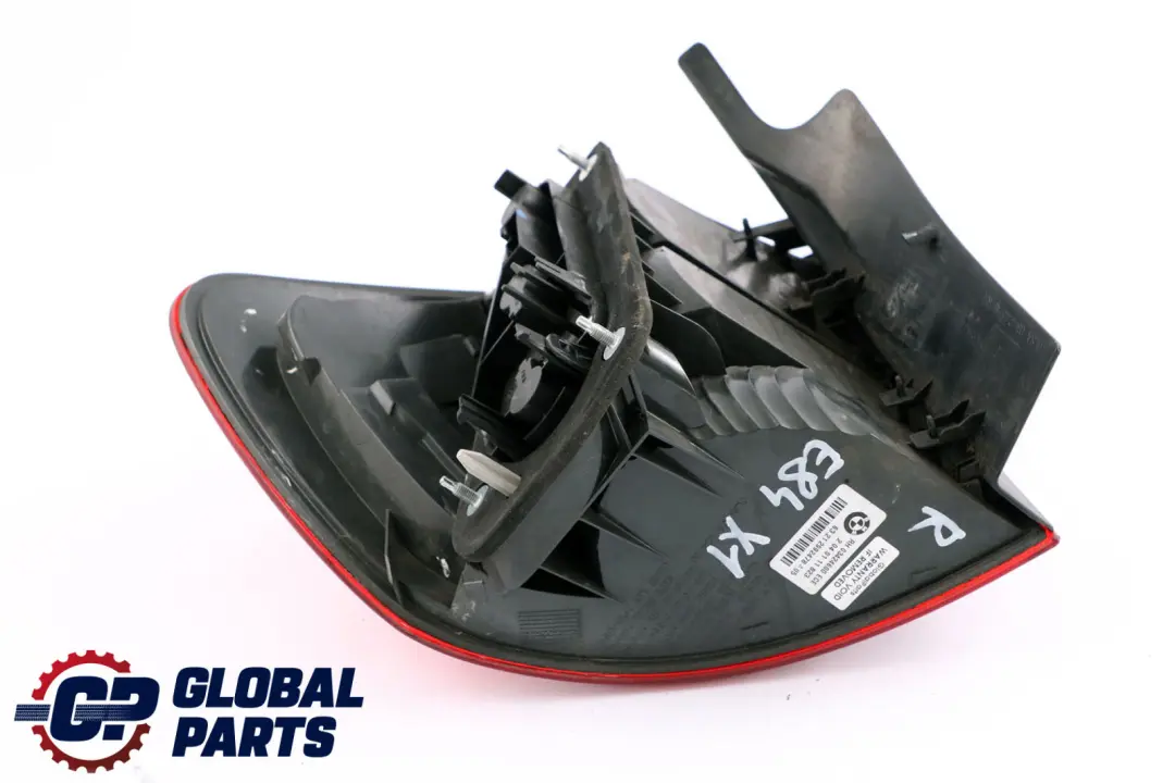 Fanale Posteriore Pannello Laterale Destra per BMW X1 E84 con numero di parte 2992478 BMW X1 E84 Fanale Posteriore Pannello Laterale Destra - SKU 2992478 - Numero di parte 2992478