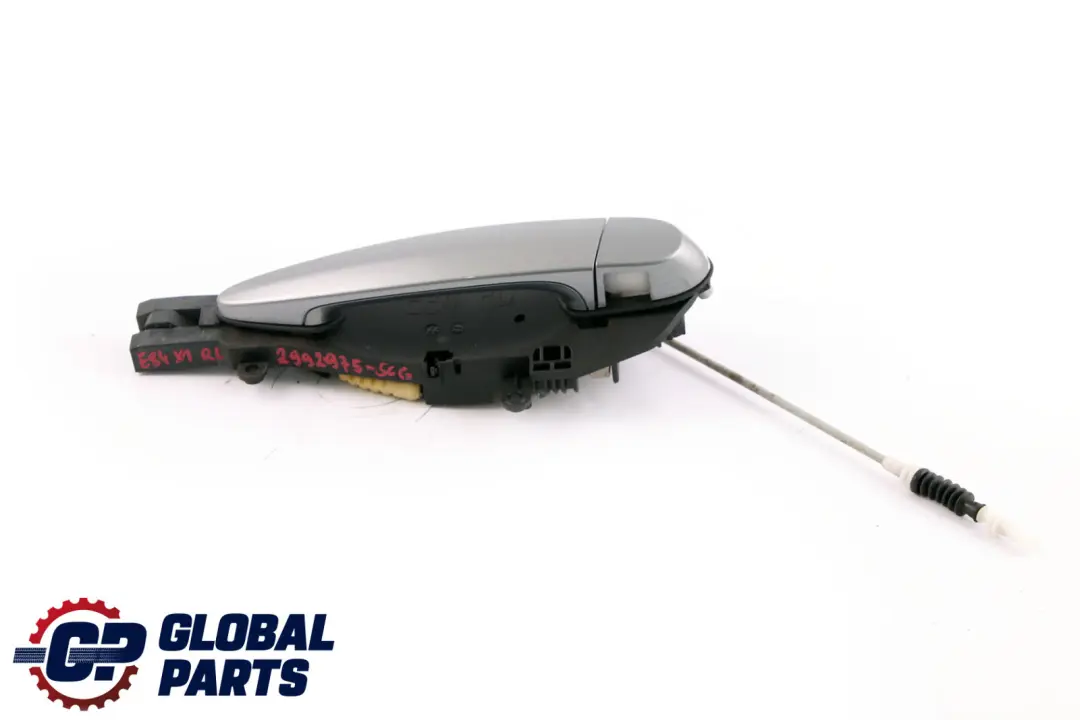 manija De La puerta trasera izquierda exterior Spacegrau Gris A52 para BMW E84 con número de pieza 2992975 BMW E84 manija De La puerta trasera izquierda exterior Spacegrau Gris A52 - SKU 2992975-SCG - Número de pieza 2992975