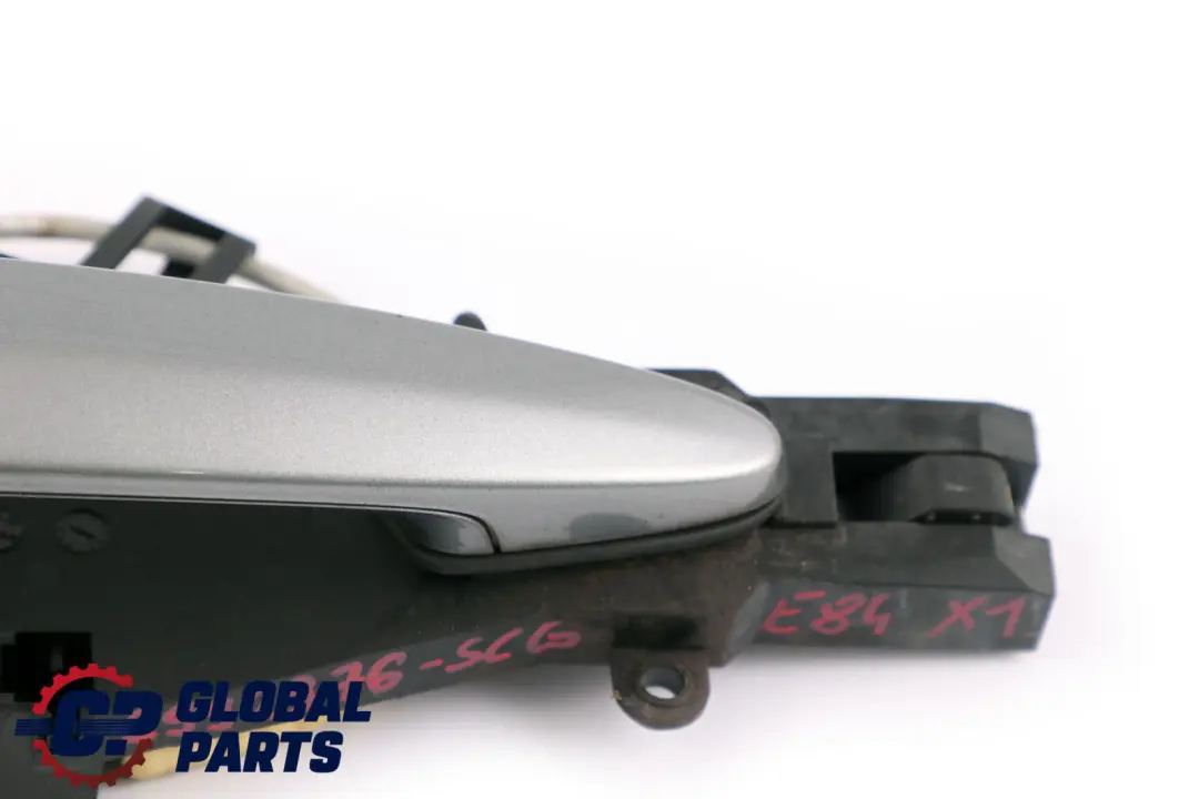 Right Outside Door Grab Handle O/S Spacegrau Grey - A52 to BMW X1 E84 Rear with Part number 2992976 BMW X1 E84 Rear Right Outside Door Grab Handle O/S Spacegrau Grey - A52 - SKU 2992976-SCG - Part number 2992976