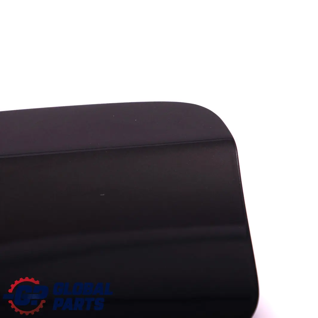 Tapa Llenado Combustible Color Negro Zafiro Metalizado - 475 para BMW X1 E84 con número de pieza 2993153 BMW X1 E84 Tapa Llenado Combustible Color Negro Zafiro Metalizado - 475 - SKU 2993153-BS - Número de pieza 2993153