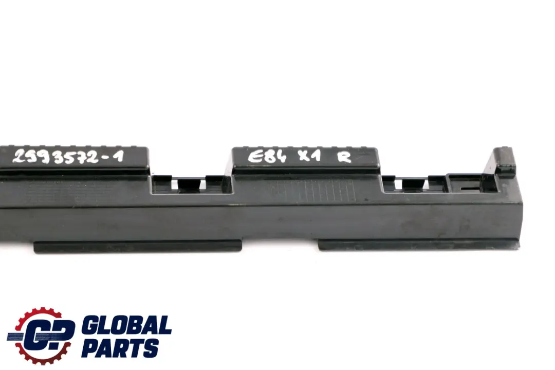BMW E84 Tira De retencion Sill Derecha 2991498 - SKU 2993572-1 - Número de pieza 2993572