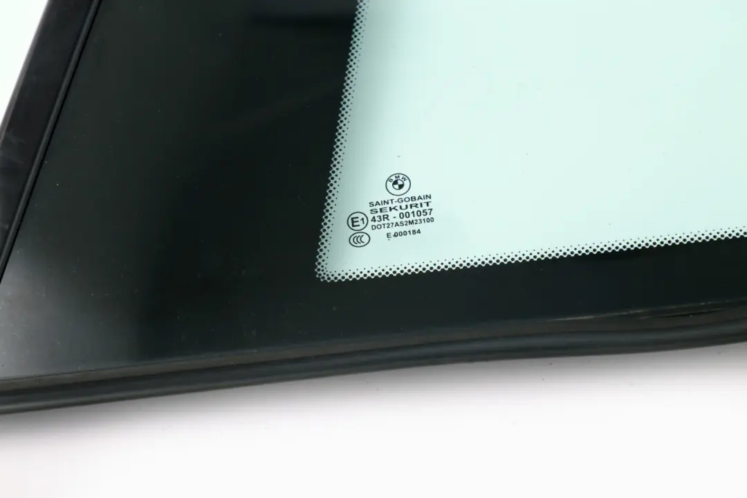 Side Window Glass AS2 Rear Left N/S to BMW 1 Series E82 with Part number 2996095 BMW 1 Series E82 Side Window Glass AS2 Rear Left N/S - SKU 2996095 - Part number 2996095
