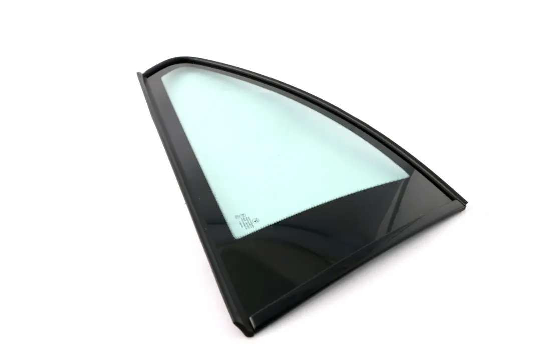 Fenetre Laterale AS2 Arriere Droite pour BMW 1 E82 à propos du numéro de pièce 2996096 BMW 1 E82 Fenetre Laterale AS2 Arriere Droite - SKU 2996096 - Numéro de pièce 2996096