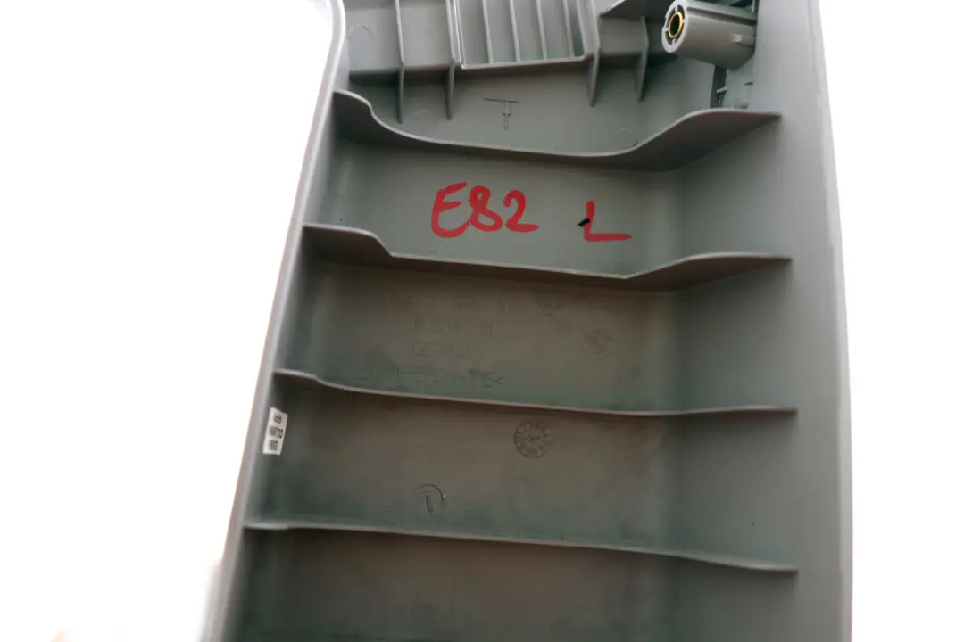 Osłona obudowa słupka lewa do BMW E82 o numerze 51432996103 BMW E82 Osłona obudowa słupka lewa - SKU 2996103 - Numer Części 51432996103