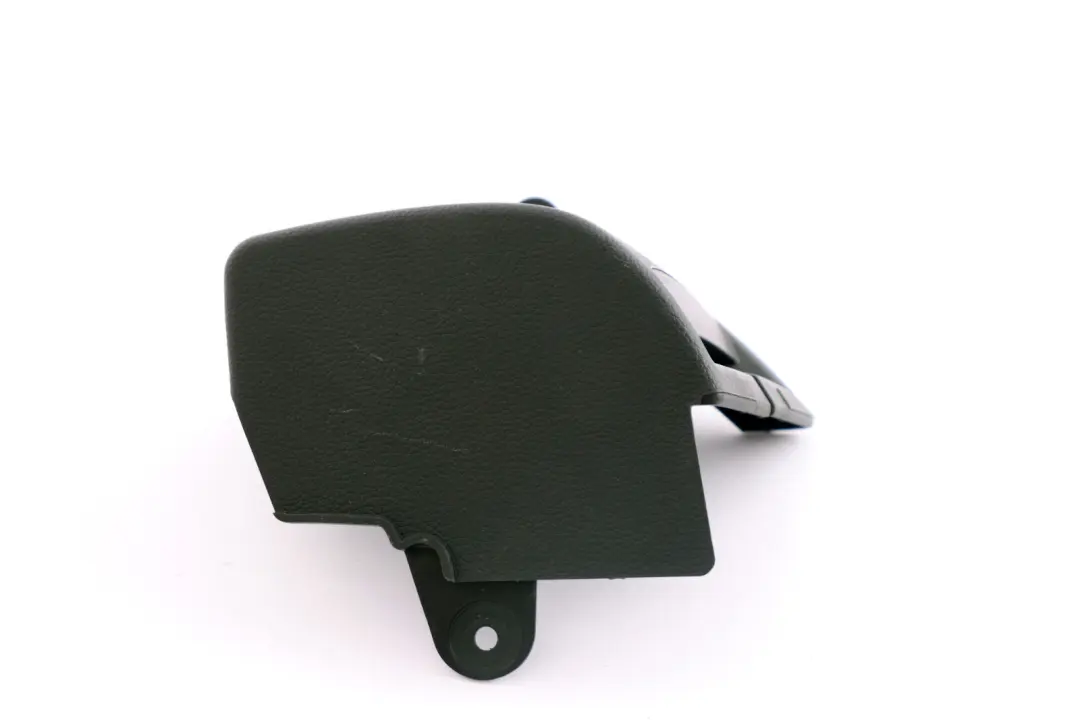 Apertura Gurtaustritt SX Antracite per BMW E82 con numero di parte 2996361 BMW E82 Apertura Gurtaustritt SX Antracite - SKU 2996107 - Numero di parte 2996361