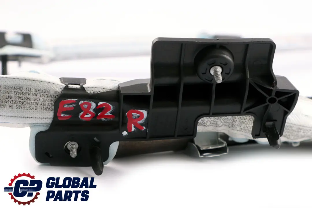 Destra O/S Airbag Testa Tenda 7212 per BMW E82 con numero di parte 2996168 BMW E82 Destra O/S Airbag Testa Tenda 7212 - SKU 2996168 - Numero di parte 2996168