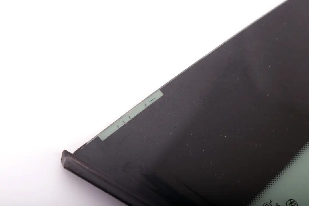 Left N/S Side Window AS3 Glanzschwarz High Gloss to BMW 1 Series E82 Rear with Part number 2996217 BMW 1 Series E82 Rear Left N/S Side Window AS3 Glanzschwarz High Gloss - SKU 2996217 - Part number 2996217