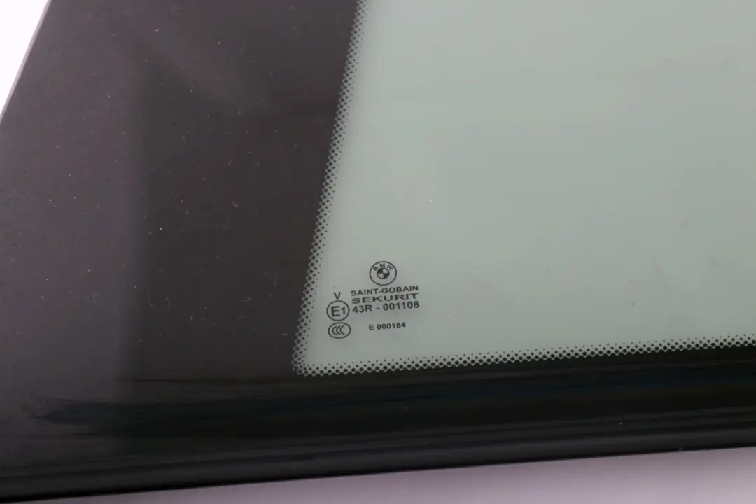BMW 1 Series E82 Rear Left N/S Side Window AS3 Glanzschwarz High Gloss - SKU 2996217 - Part number 2996217
