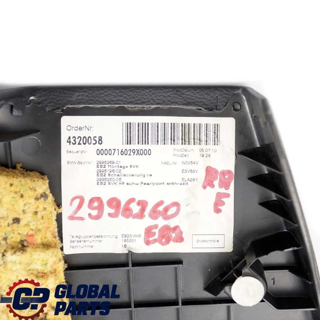 Tapicerka boczek drzwi prawy tył do BMW E81 E82 o numerze 2996260 BMW E81 E82 Tapicerka boczek drzwi prawy tył - SKU 2996260 - Numer Części 2996260