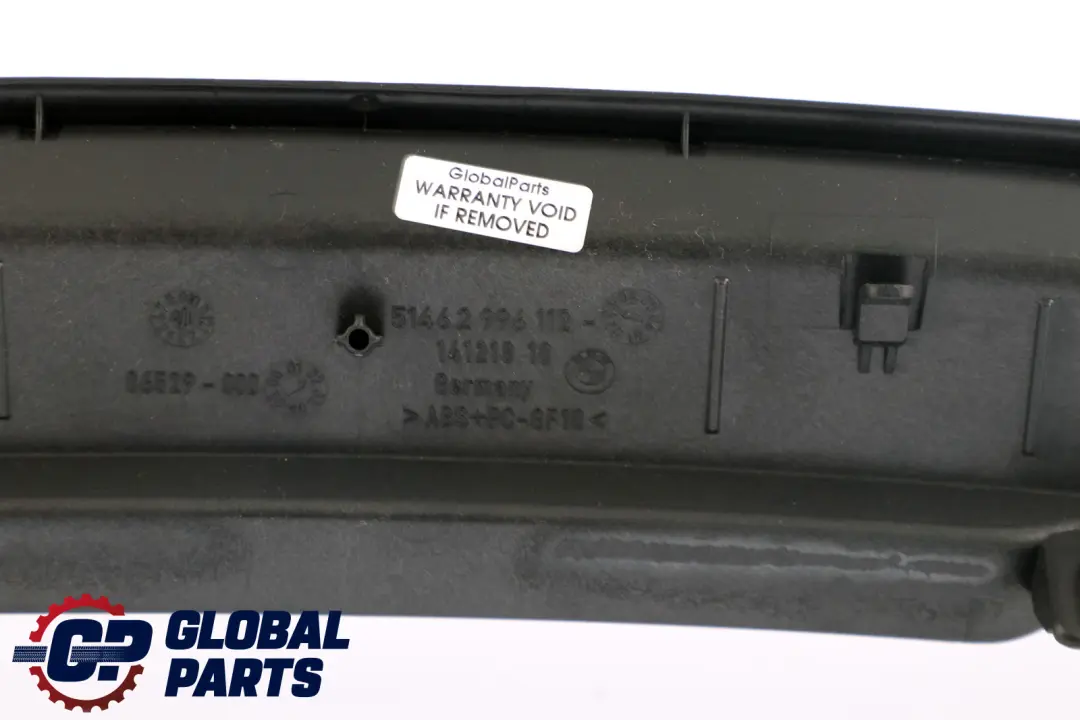Rejilla De Ventilacion Ventana Trasera Repisa Antracita Negro para BMW E82 con número de pieza 2996334 BMW E82 Rejilla De Ventilacion Ventana Trasera Repisa Antracita Negro - SKU 2996334 - Número de pieza 2996334