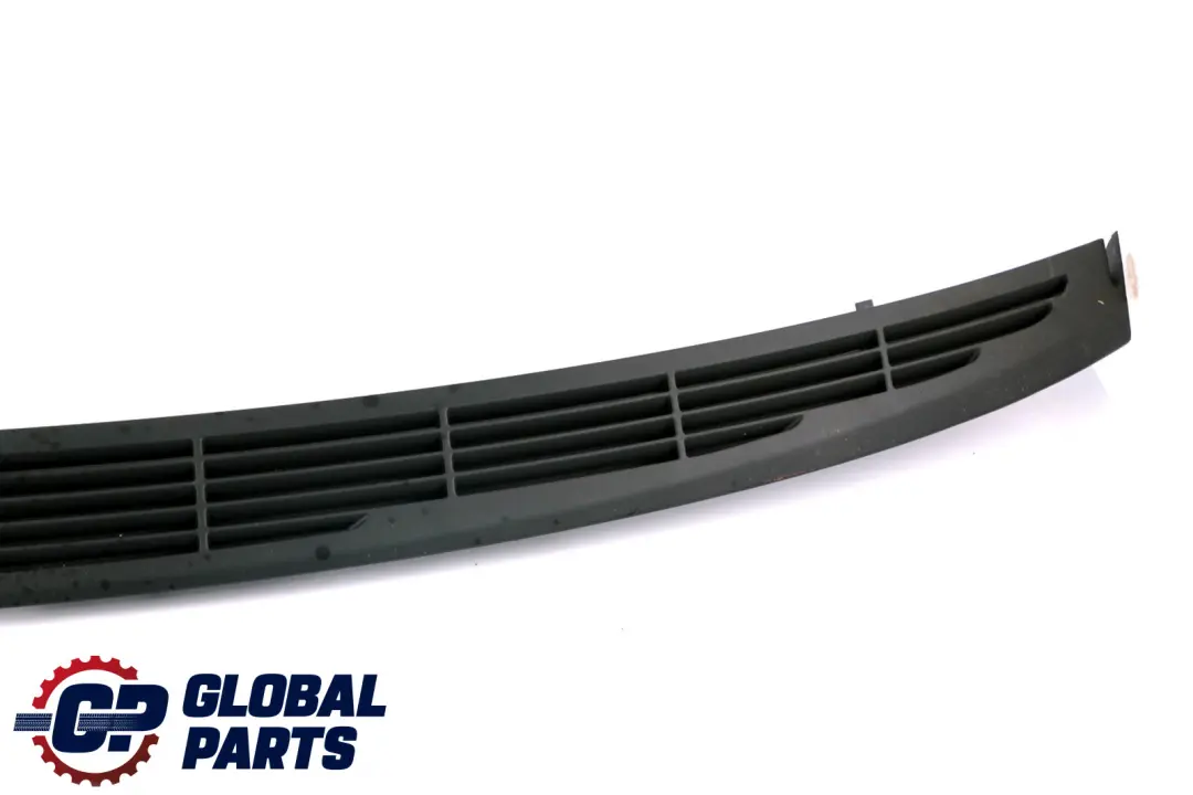 Rejilla De Ventilacion Ventana Trasera Repisa Antracita Negro para BMW E82 con número de pieza 2996334 BMW E82 Rejilla De Ventilacion Ventana Trasera Repisa Antracita Negro - SKU 2996334 - Número de pieza 2996334