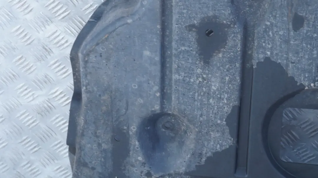 BMW 1 Series E82 Petrol Engine Underbonnet Tray Shield Protection Screen - SKU 2996364 - Part number 2996364