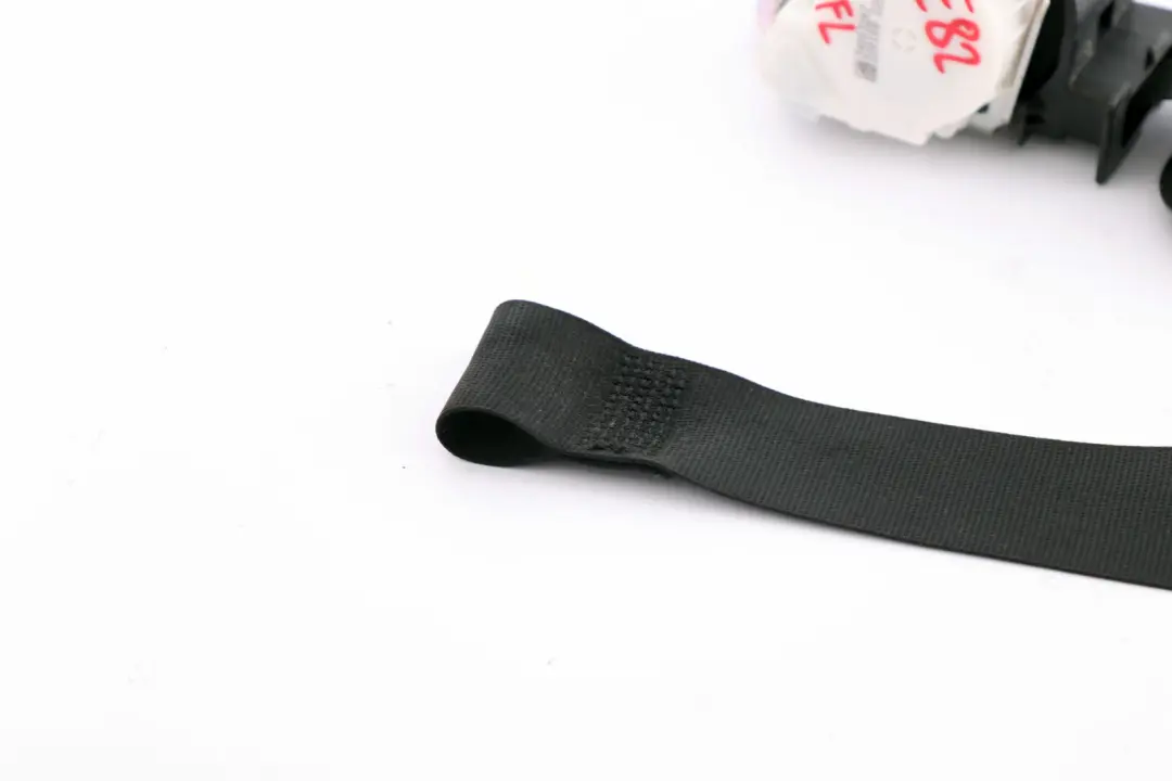 Limitatore Di Forza Della Cinghia Superiore Anteriore Sinistro per BMW E82 con numero di parte 2997303 BMW E82 Limitatore Di Forza Della Cinghia Superiore Anteriore Sinistro - SKU 2997303 - Numero di parte 2997303