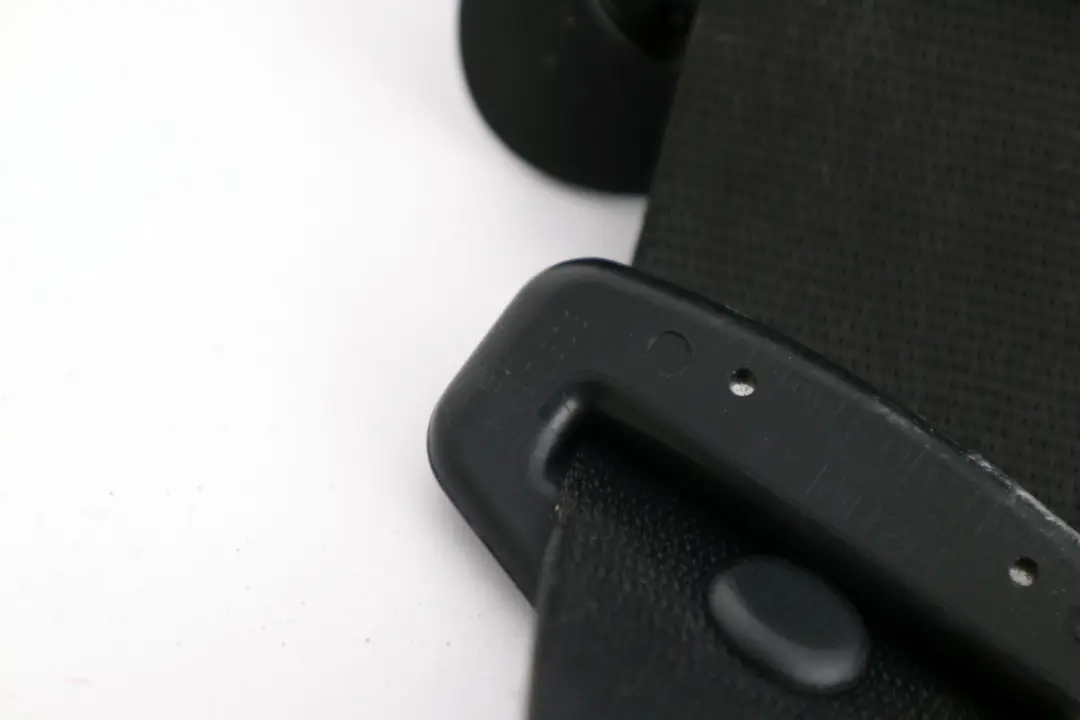 Upper Belt Force Limiter Front Left N/S to BMW E82 with Part number 2997303 BMW E82 Upper Belt Force Limiter Front Left N/S - SKU 2997303 - Part number 2997303