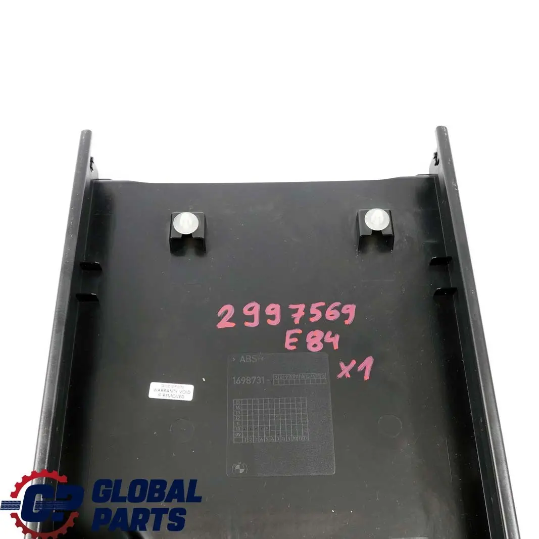 Reihe E84 Rücksitz Armlehne Blende Abdeckung Schwarz für BMW X1 mit Teilenummer 2997569 BMW X1 Reihe E84 Rücksitz Armlehne Blende Abdeckung Schwarz - SKU 2997569 - Teilenummer 2997569