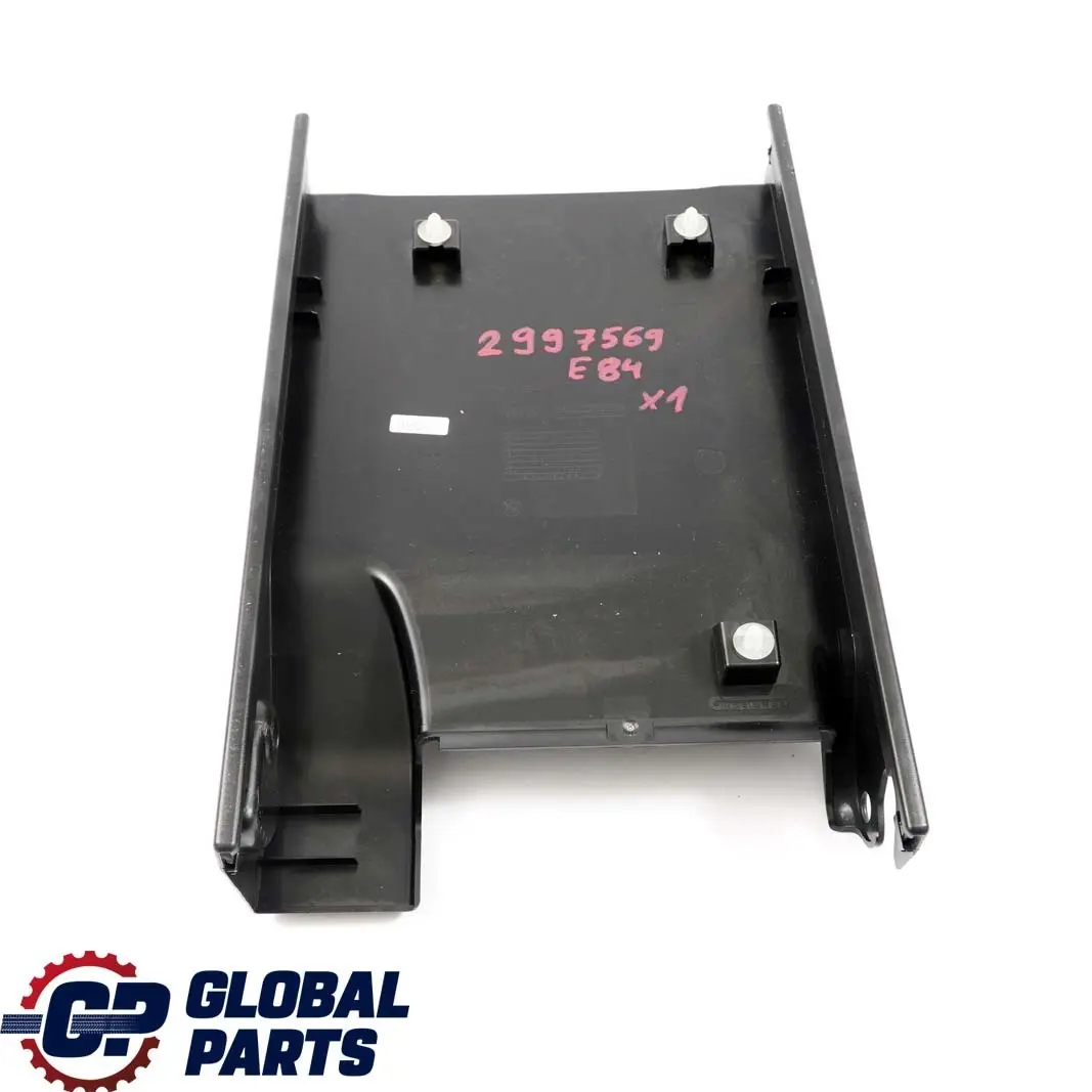 Fila E84 Sedile Posteriore Bracciolo Apertura Copertura Nera per BMW X1 con numero di parte 2997569 BMW X1 Fila E84 Sedile Posteriore Bracciolo Apertura Copertura Nera - SKU 2997569 - Numero di parte 2997569