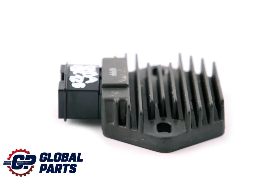 CBR 125 Regler Gleichrechter Limaregler ECU Modul für Honda mit Teilenummer 31600-KPP-861 Honda CBR 125 Regler Gleichrechter Limaregler ECU Modul - SKU 31600-KPP-861 - Teilenummer 31600-KPP-861