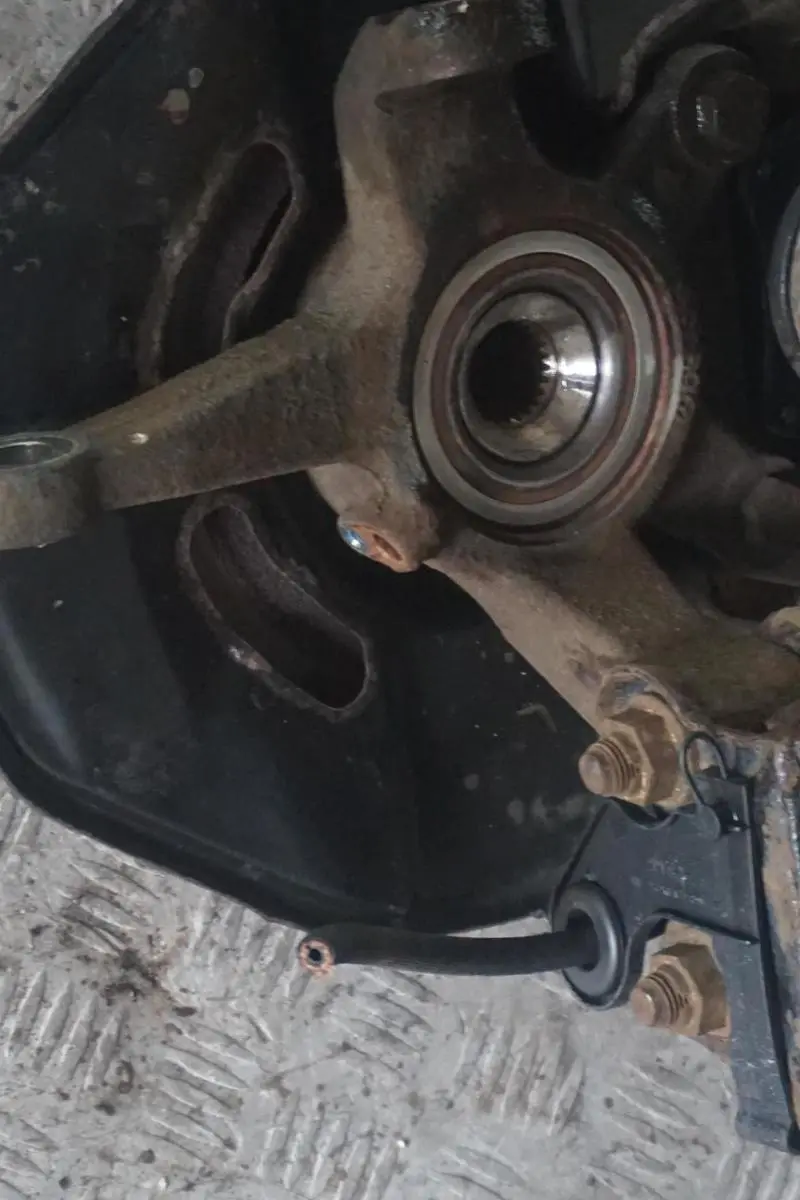 Front Left N/S Suspension Leg Brake Wheel Hub to Mercedes A-Class W169 with Part number 3201430 Mercedes A-Class W169 Front Left N/S Suspension Leg Brake Wheel Hub - SKU 3201430 - Part number 3201430