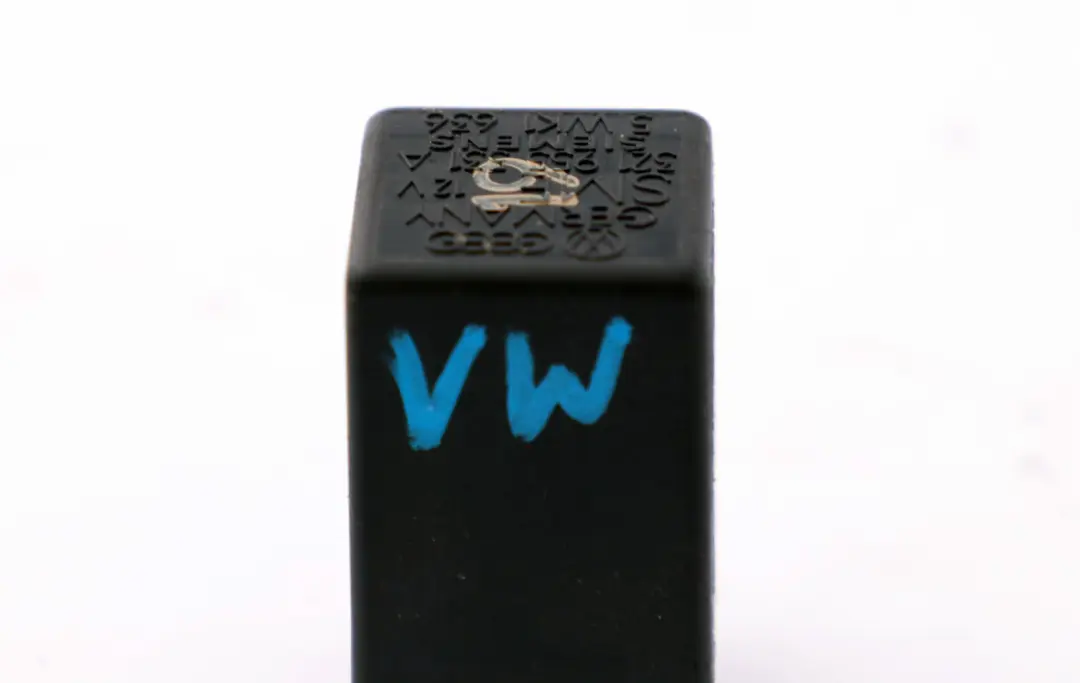 Wiper Interval A SIEMENS 5WK1636 to VW Seat Audi 19 Relay with Part number 321955531 VW Seat Audi 19 Relay Wiper Interval A SIEMENS 5WK1636 - SKU 321955531 - Part number 321955531