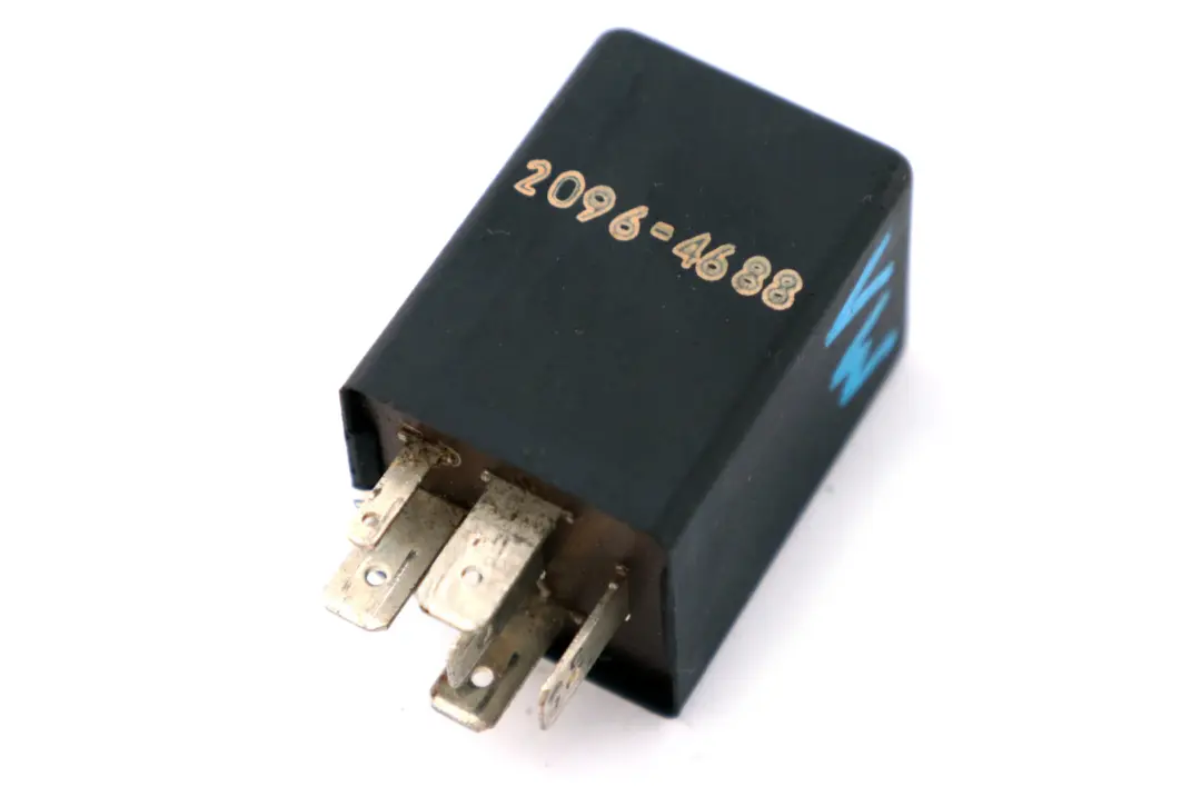 Wiper Interval A SIEMENS 5WK1636 to VW Seat Audi 19 Relay with Part number 321955531 VW Seat Audi 19 Relay Wiper Interval A SIEMENS 5WK1636 - SKU 321955531 - Part number 321955531