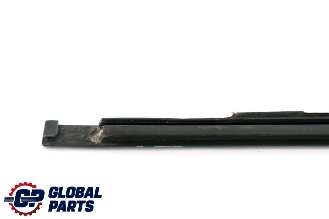 BMW X3 E83 Vorder Tür Fenster Dichtung Zierleiste Kanal Abdeckung Links - SKU 3330177 - Teilenummer 3330177