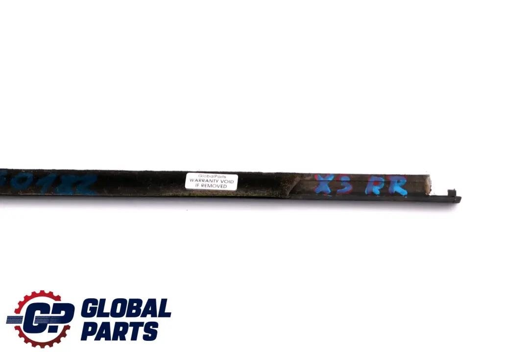 BMW X3 er E83 Schachtabdeckung Tür aussen hinten rechts Schwarz matt - SKU 3330182 - Teilenummer 3330182