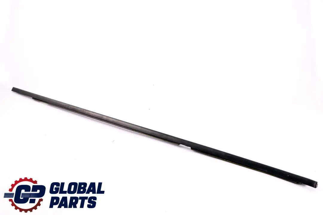 BMW X3 E83 Listwa Uszczelka Szyby Drzwi Prawy Tył - SKU 3330182 - Numer Części 3330182