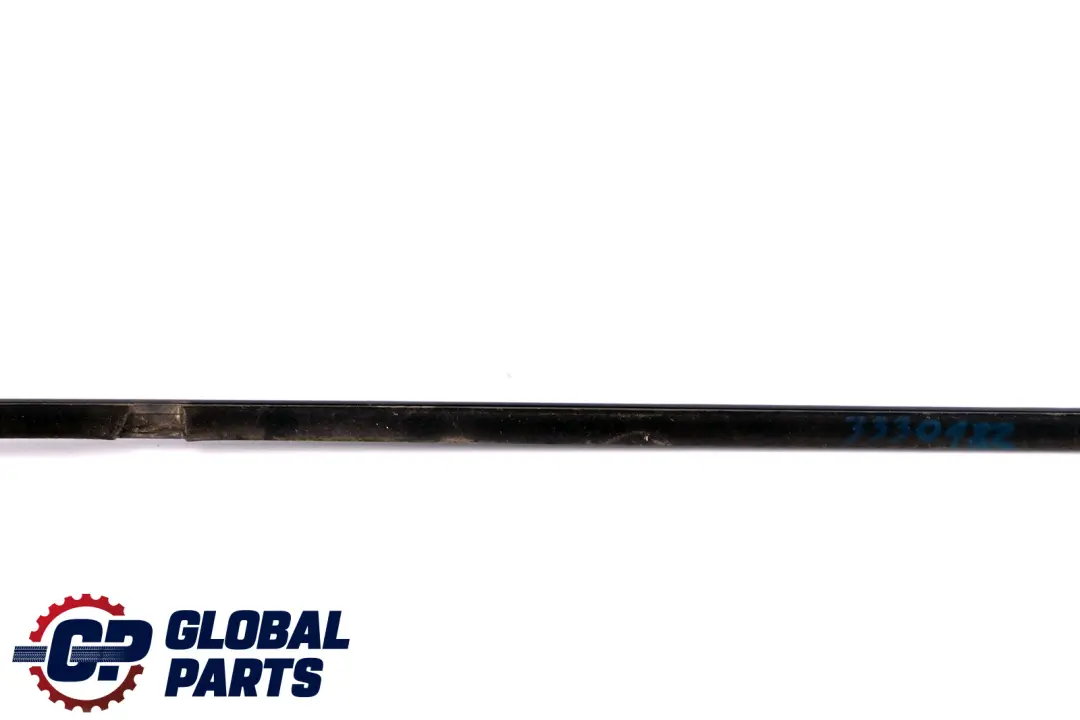 Chiusino Porta Esterna Posteriore Destra Nero Opaco per BMW X3 E83 con numero di parte 3330182 BMW X3 E83 Chiusino Porta Esterna Posteriore Destra Nero Opaco - SKU 3330182 - Numero di parte 3330182