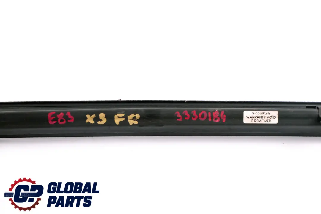 Puerta Delantera Derecha Interior Ventana Canal Tapa para BMW X3 E83 con número de pieza 51333330184 BMW X3 E83 Puerta Delantera Derecha Interior Ventana Canal Tapa - SKU 3330184 - Número de pieza 51333330184