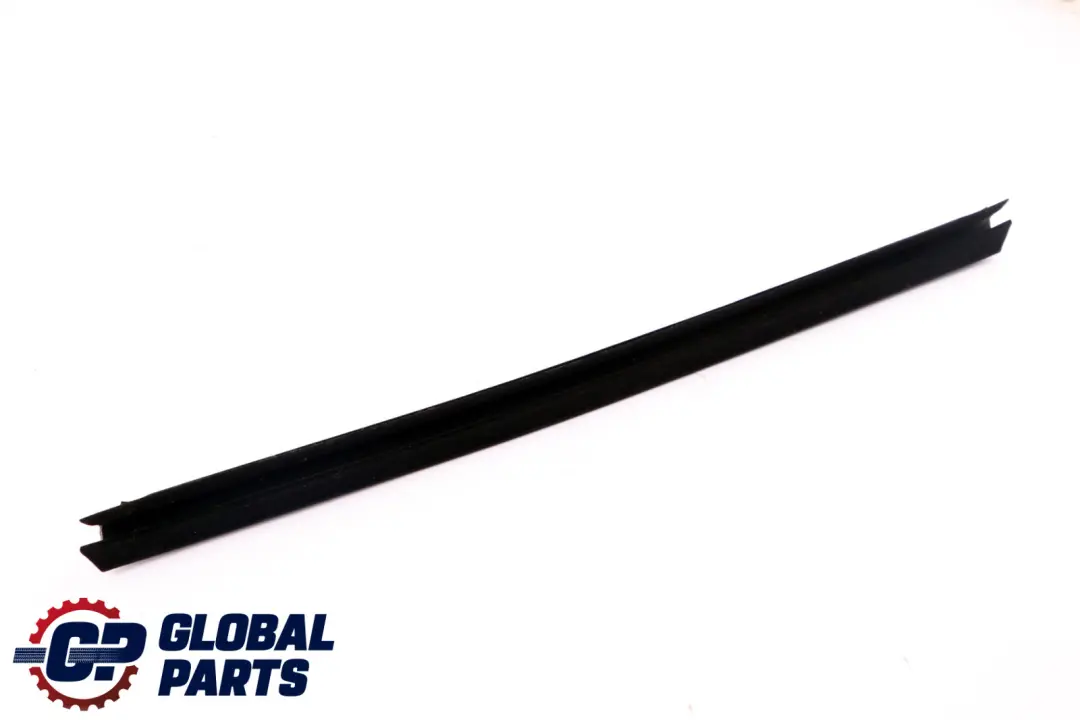 Listwa uszczelka szyby drzwi lewy tył do BMW E83 X3 o numerze 3330185 BMW E83 X3 Listwa uszczelka szyby drzwi lewy tył - SKU 3330185 - Numer Części 3330185