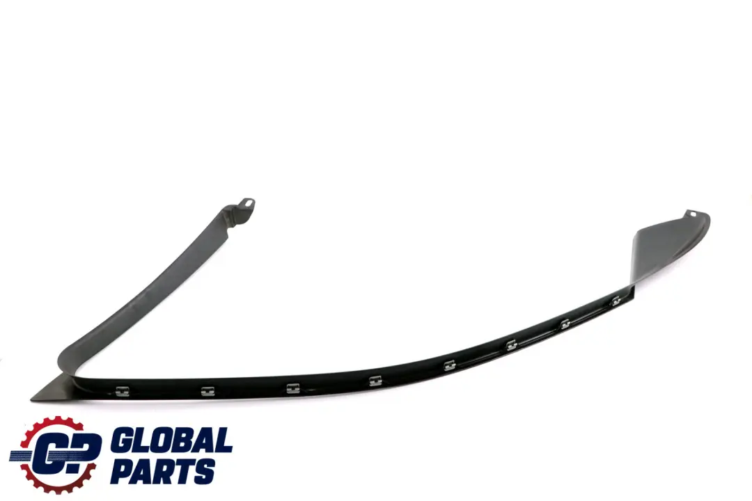 Copertura Telaio Finestra Porta Anteriore Destra per BMW X3 E83 con numero di parte 3330210 BMW X3 E83 Copertura Telaio Finestra Porta Anteriore Destra - SKU 3330210 - Numero di parte 3330210