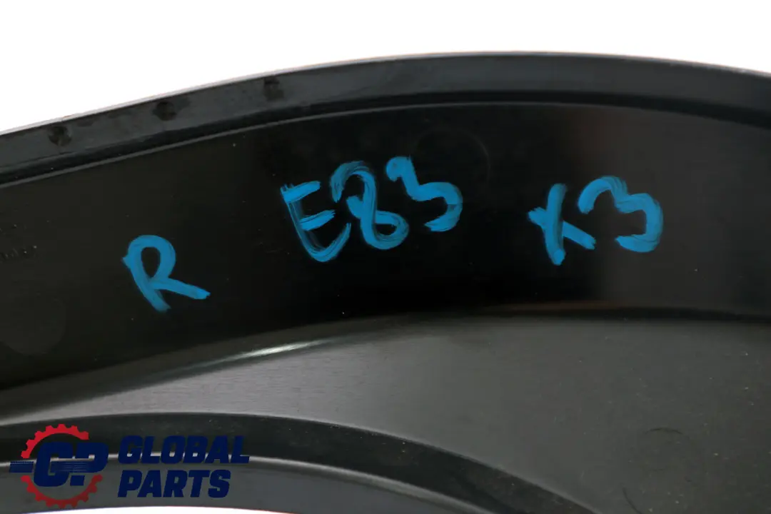 BMW X3 E83 LCI Cubierta Columna D Parabrisas Ventana Trim Derecho Negro - SKU 3330450 - Número de pieza 3330450