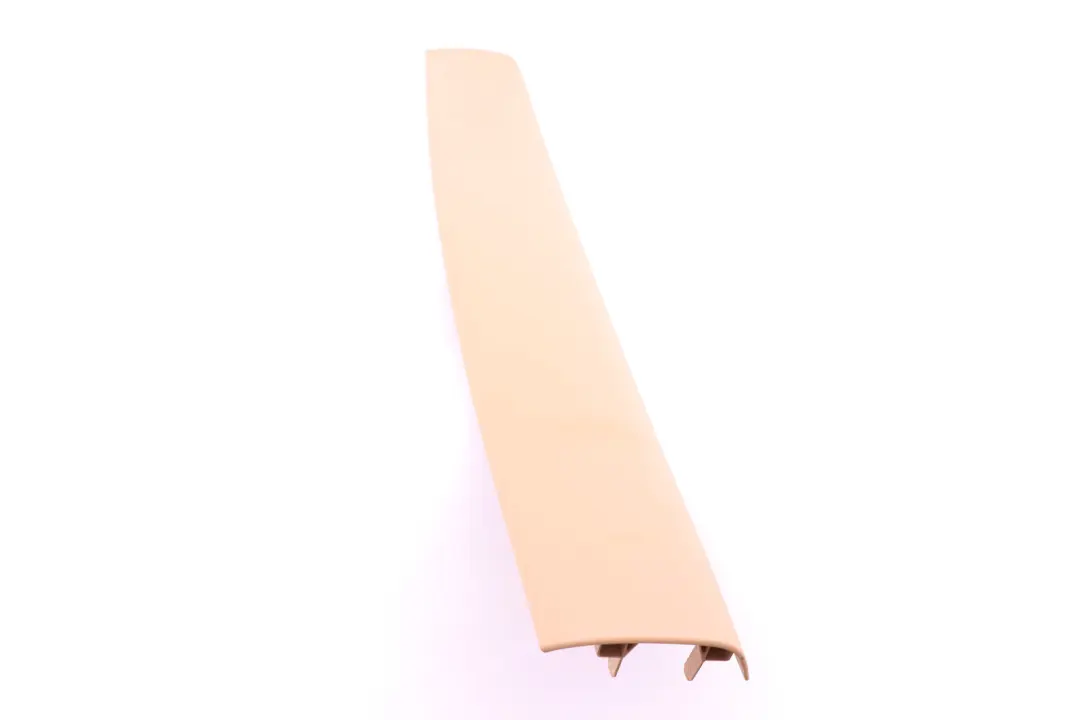 Obudowa osłona bagażnika sandbeige do BMW E83 X3 o numerze 3412805 BMW E83 X3 Obudowa osłona bagażnika sandbeige - SKU 3330857-3 - Numer Części 3412805