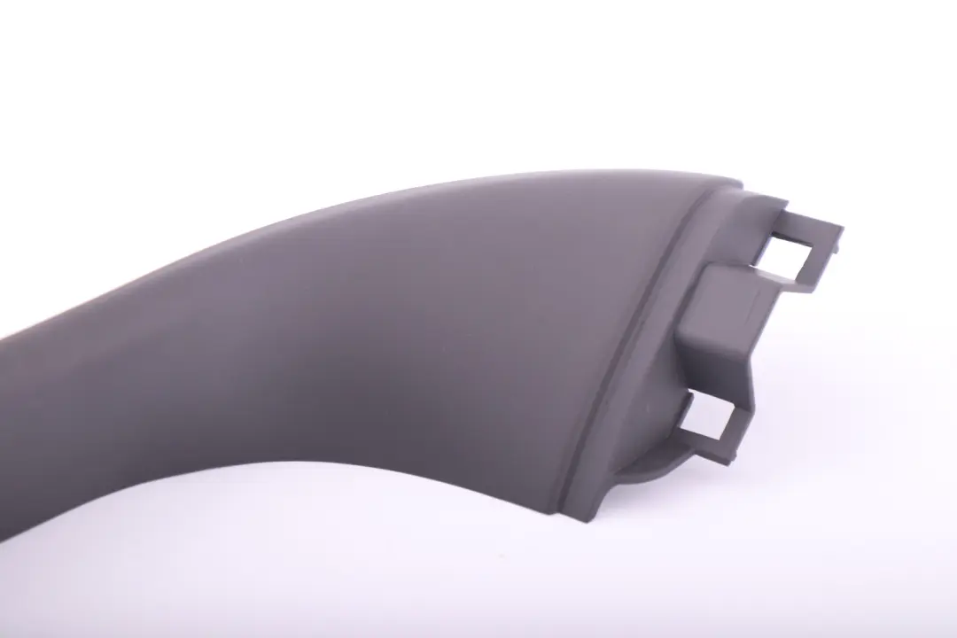 Rivestimento Portellone Posteriore Dx Grigio Basalto Greu 3330862 per BMW X3 E83 con numero di parte 3404322 BMW X3 E83 Rivestimento Portellone Posteriore Dx Grigio Basalto Greu 3330862 - SKU 3330862-BG - Numero di parte 3404322