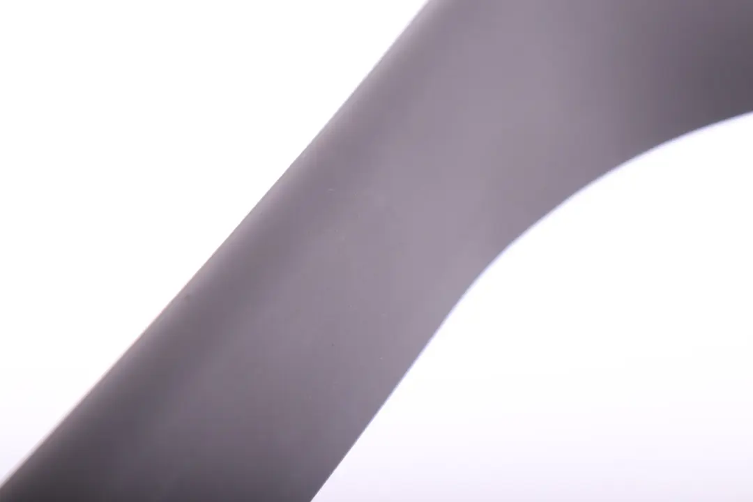 Verkleidung Heckklappe Rechts Basaltgrau Greu 3330862 für BMW X3 er E83 mit Teilenummer 3404322 BMW X3 er E83 Verkleidung Heckklappe Rechts Basaltgrau Greu 3330862 - SKU 3330862-BG - Teilenummer 3404322