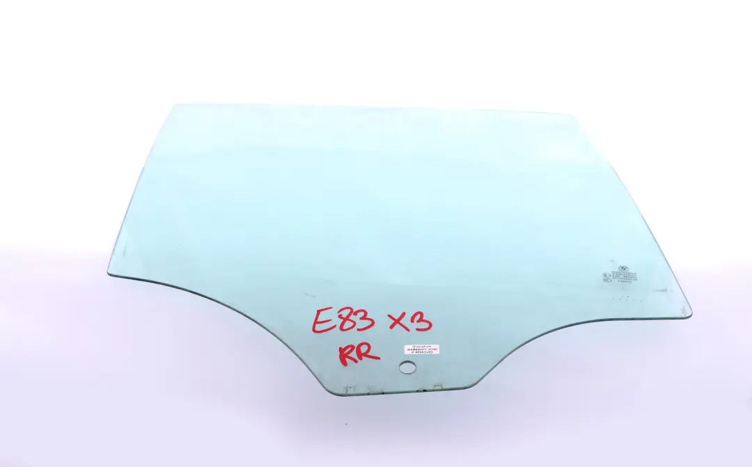 Finestrino Verde Portiera Posteriore Destra AS2 per BMW X3 E83 LCI con numero di parte 3332312 BMW X3 E83 LCI Finestrino Verde Portiera Posteriore Destra AS2 - SKU 3332312 - Numero di parte 3332312