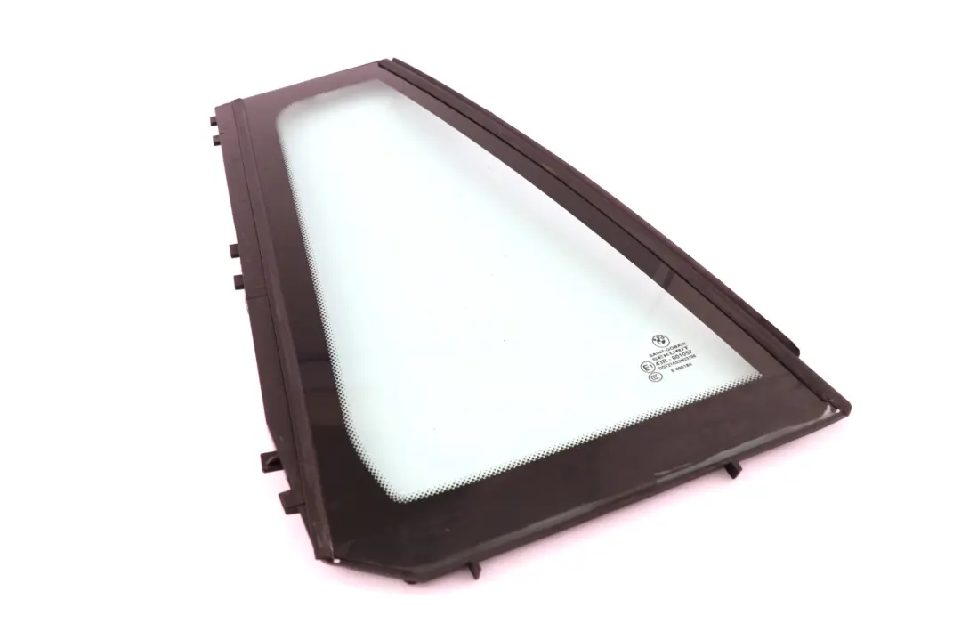 Vitre Latérale Fixe Verte AS2 Arrière Droite pour BMW X3 E83 à propos du numéro de pièce 3332820 BMW X3 E83 Vitre Latérale Fixe Verte AS2 Arrière Droite - SKU 3332820 - Numéro de pièce 3332820