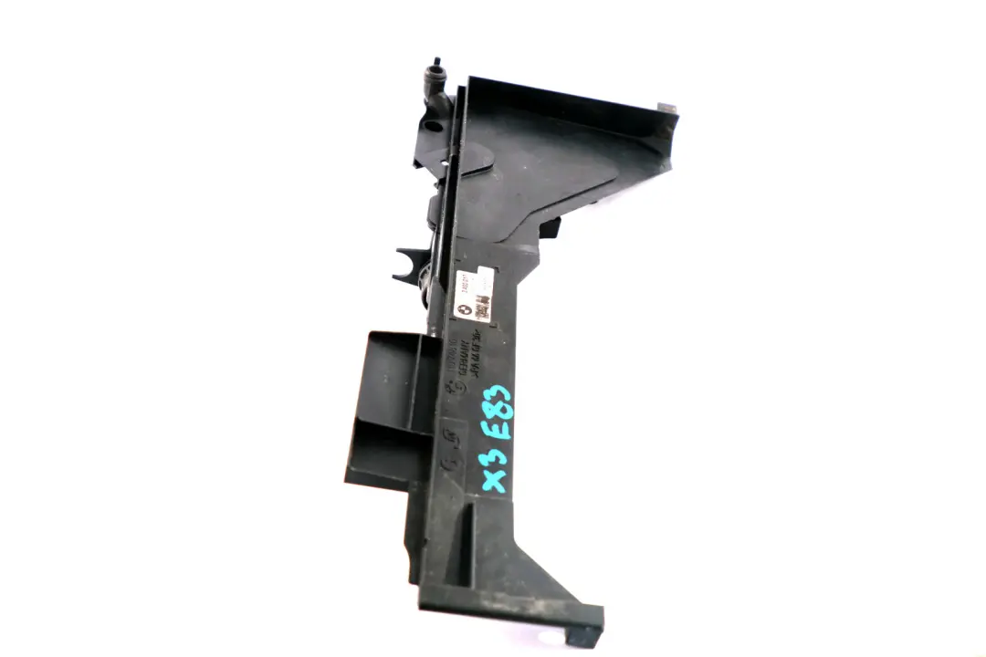 Soporte del Radiador Placa de Montaje Vaso de Expansión para BMW X3 E83 con número de pieza 3400017 BMW X3 E83 Soporte del Radiador Placa de Montaje Vaso de Expansión - SKU 3400017 - Número de pieza 3400017