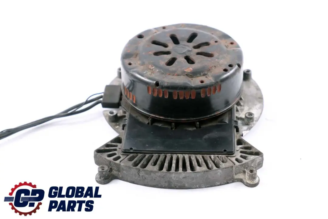 Fan Housing Motor Radiator 600W to BMW X3 Series E83 with Part number 6901861 BMW X3 Series E83 Fan Housing Motor Radiator 600W - SKU 3400022-1 - Part number 6901861