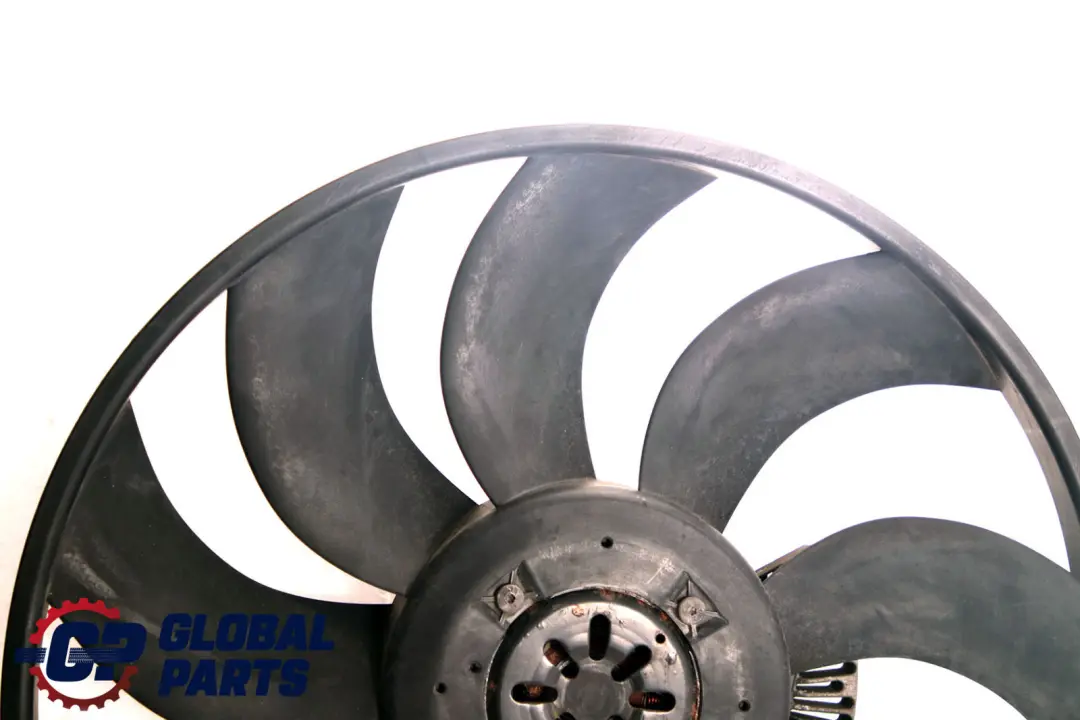 Fan Housing to BMW X3 Series E83 with Part number 3400022 BMW X3 Series E83 Fan Housing - SKU 3400022-2 - Part number 3400022