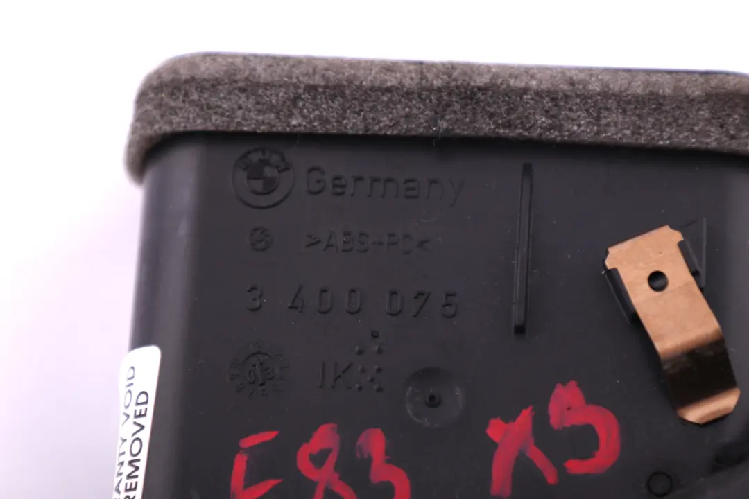 Frischluftgrill / Luftaustritt Links für BMW X3 er E83 mit Teilenummer 64223400075 BMW X3 er E83 Frischluftgrill / Luftaustritt Links - SKU 3400075 - Teilenummer 64223400075