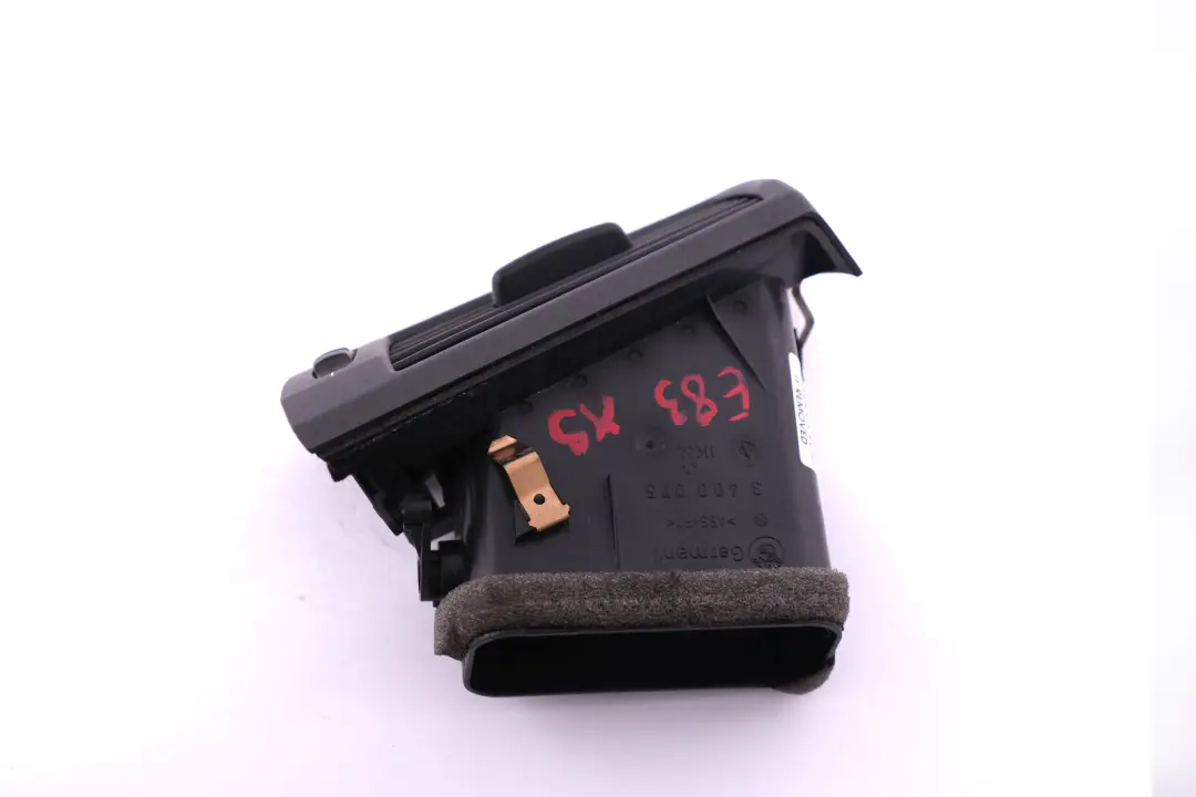Delantero Izquierdo Salpicadero Rejilla De Aire Fresco para BMW X3 E83 con número de pieza 64223400075 BMW X3 E83 Delantero Izquierdo Salpicadero Rejilla De Aire Fresco - SKU 3400075 - Número de pieza 64223400075
