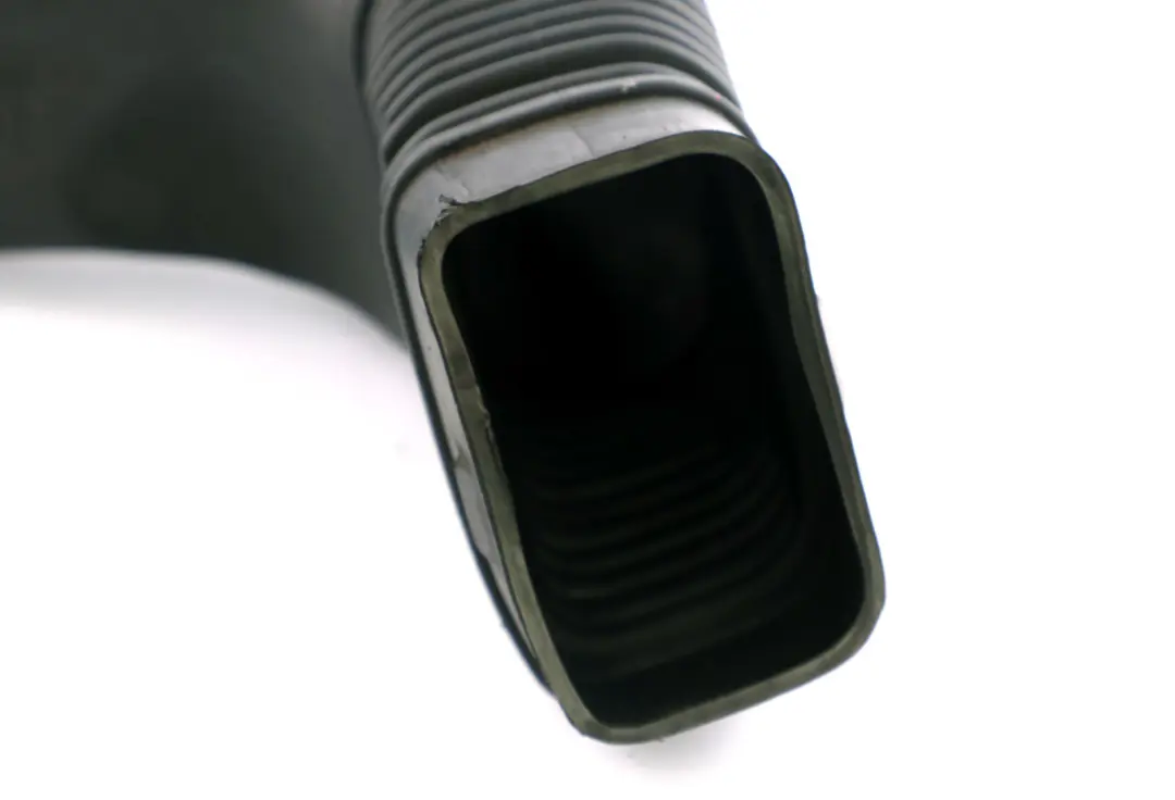 Duct Suction Intake Pipe 1371 to BMW X3 Series E83 3.0d Air with Part number 3400204 BMW X3 Series E83 3.0d Air Duct Suction Intake Pipe 1371 - SKU 3400204 - Part number 3400204