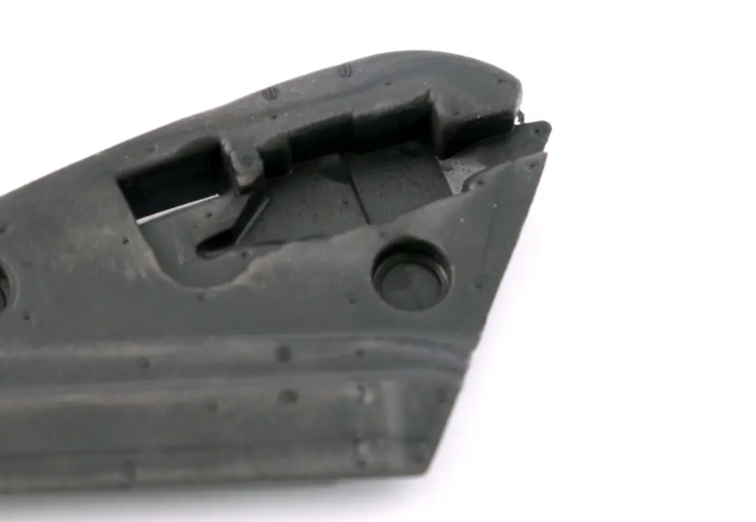 BMW X3 E83 E83 LCI Guarnizione Interno Specchio Triangolo Ala Destra O/S - SKU 3400324 - Numero di parte 3400324