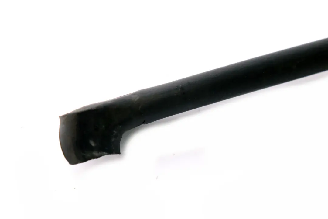 BMW X3 E83 Uszczelka Maski Silnika Prawa - SKU 3400362 - Numer Części 3400362