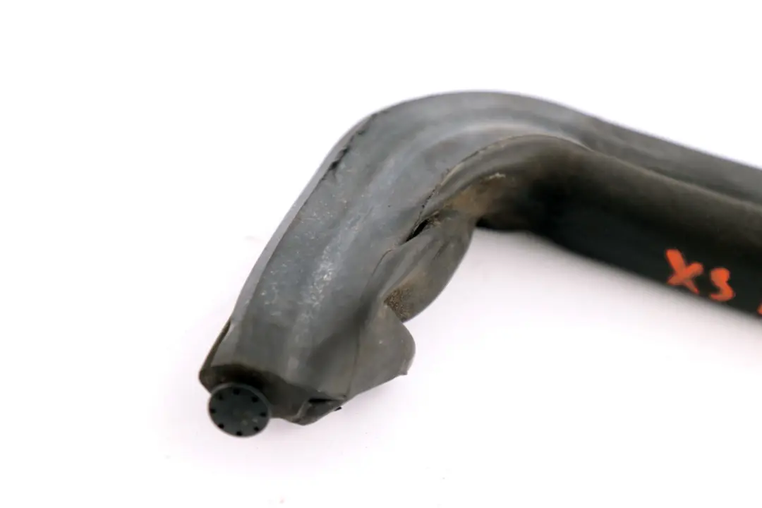 Uszczelka Maski Prawa do BMW X3 E83 o numerze 3400364 BMW X3 E83 Uszczelka Maski Prawa - SKU 3400364 - Numer Części 3400364