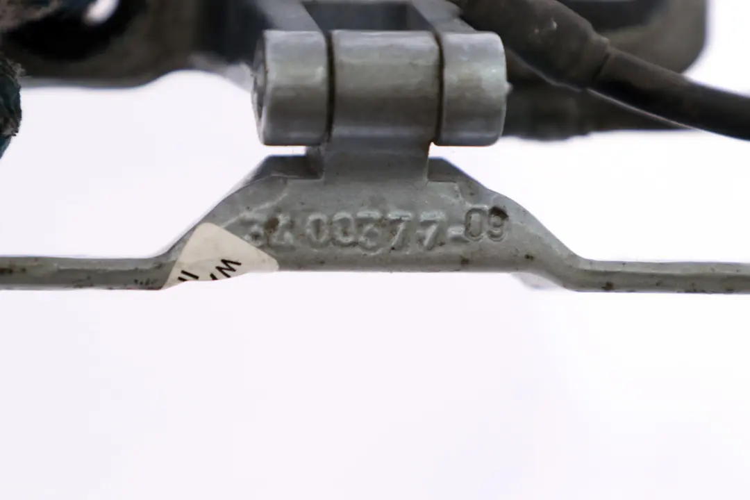 Maletero Tapa Porton Trasero Izquierdo Bluewater Metallic para BMW E83 con número de pieza 3400377 BMW E83 Maletero Tapa Porton Trasero Izquierdo Bluewater Metallic - SKU 3400377-WB - Número de pieza 3400377