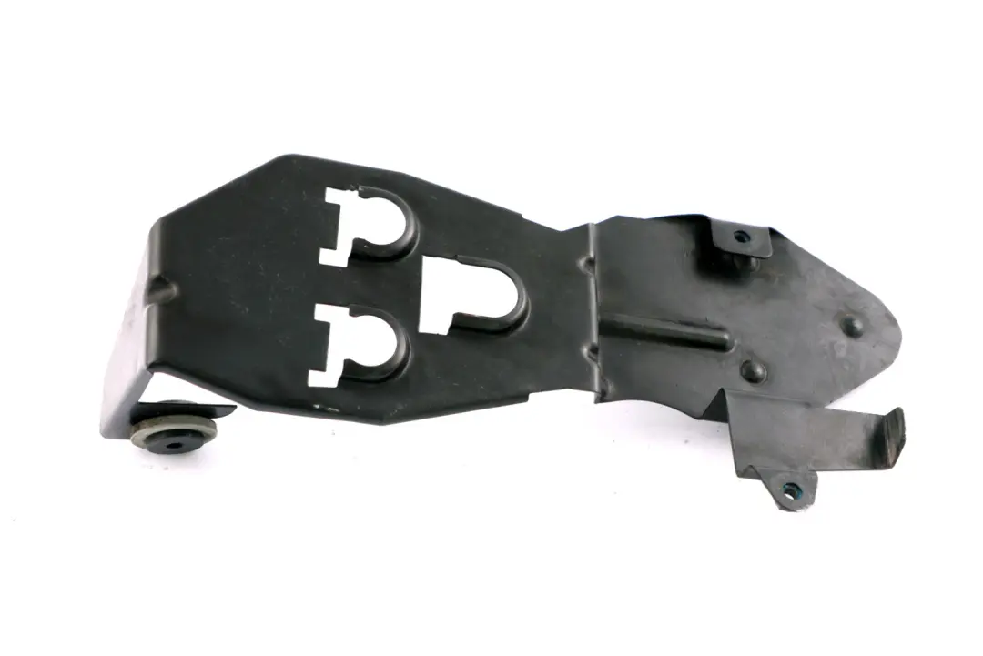 E83N LCI Bracket Additional Heater Electrical to BMW X3 Series E83 with Part number 64213400418 BMW X3 Series E83 E83N LCI Bracket Additional Heater Electrical - SKU 3400418 - Part number 64213400418