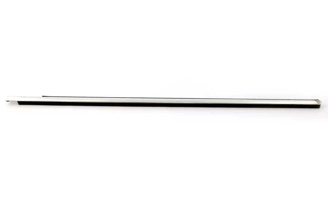 BMW E83 LCI Cache canal porte extérieure avant droite chromé - SKU 3400810 - Numéro de pièce 3400810